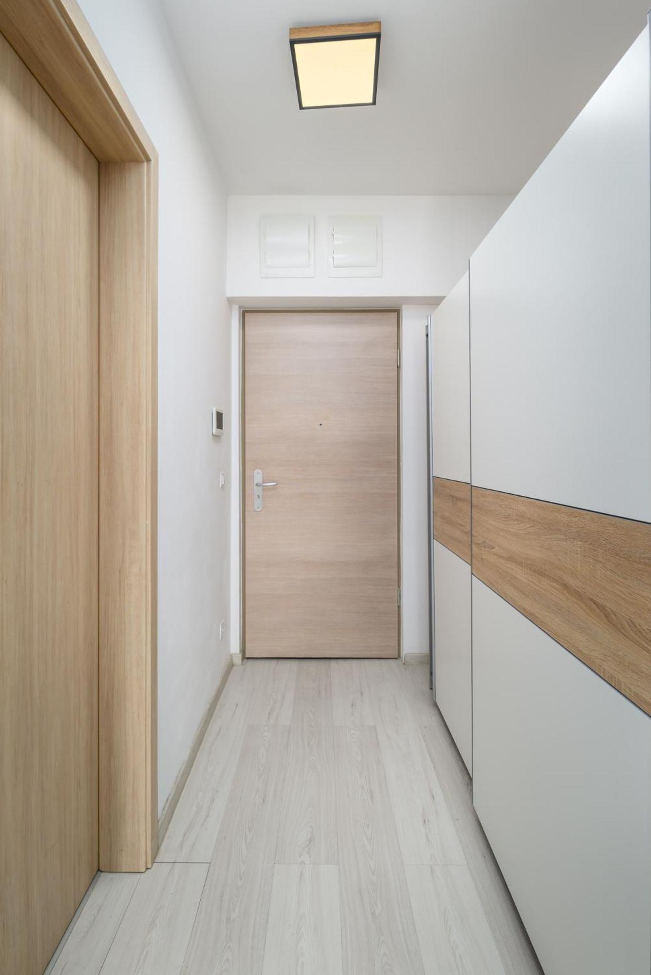 Atrium Residence Deluxe Suite-Free Parking Garage Same Building Budapest Bagian luar foto