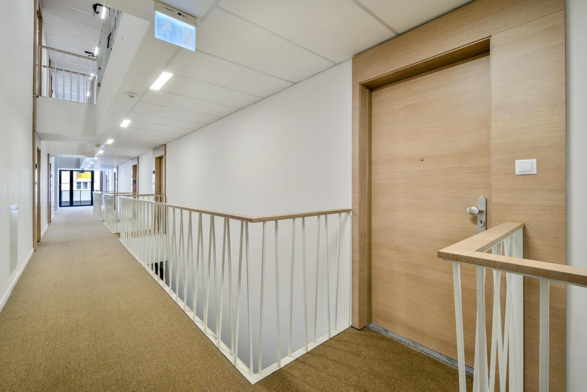 Atrium Residence Deluxe Suite-Free Parking Garage Same Building Budapest Bagian luar foto